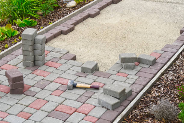 Best Decorative Driveway Pavers  in Hiawatha, KS